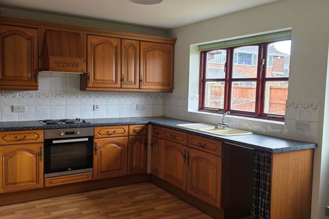 1a Swinburne Close, Newark photo 2