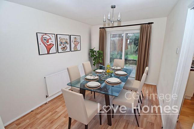 35, Truro Gardens, Bedford photo 3