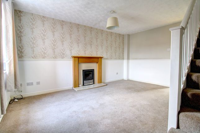19, Ashdale Close, Cannock photo 4