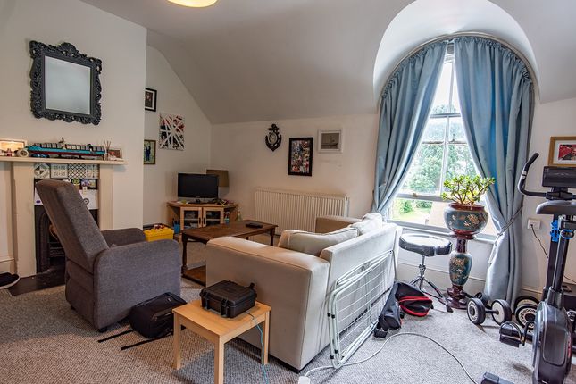 Flat 5 1, Lawn Road, Stafford photo 2