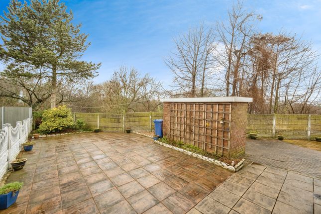 22, Southfield Crescent, Rotherham photo 4