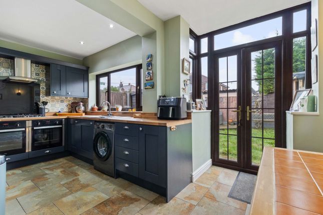 70 Rydal Avenue, Warrington photo 3