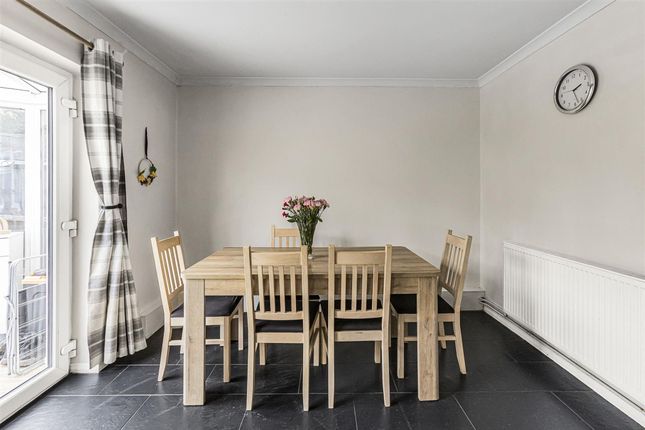 26 Temple Fields, Hertford photo 4