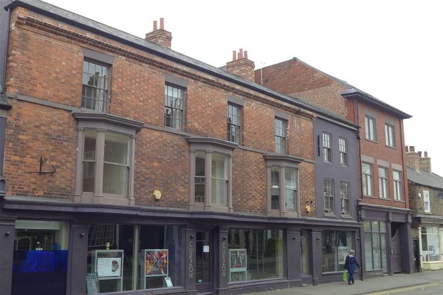 Flat to rent in North Street, Ripon
