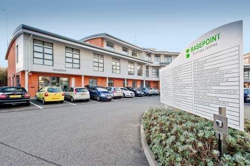 Warehouse to let in Basepoint Southampton, Southampton