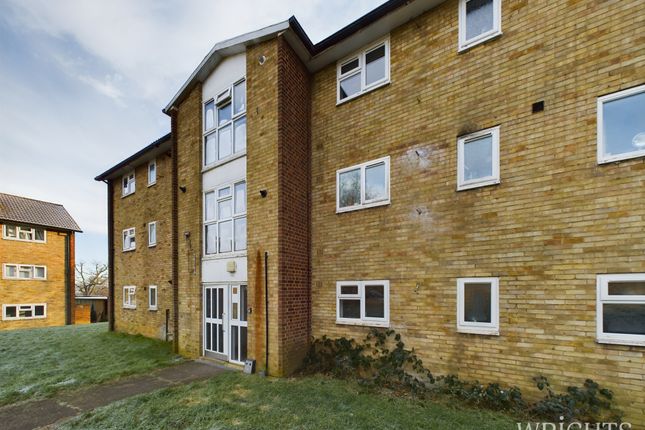 Cam02796G0-Pr0284-Still013