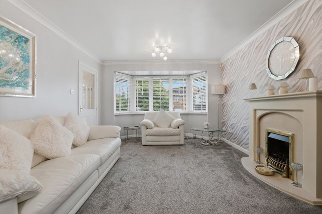 7 Miller Walk, Bishopbriggs,, Glasgow photo 4