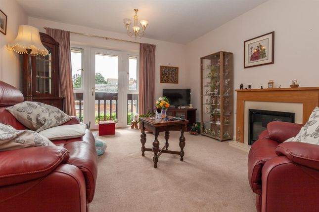3, The Mulberrys, Royal Wootton Bassett photo 4
