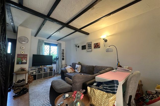 45, Merryman Drive, Crowthorne photo 2
