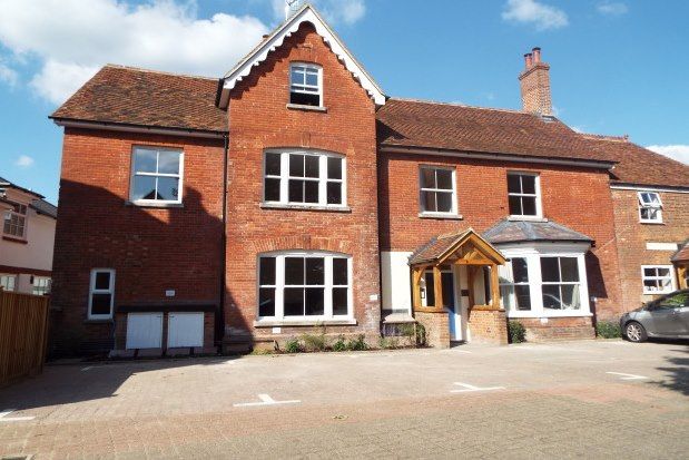 Thumbnail Flat to rent in Horsefair House, Romsey