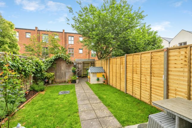 11, Longley Road, West Sussex photo 4