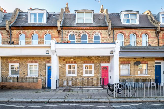 3-bed flat on Flat 10A Milkwood Road, London, London, £525,000
