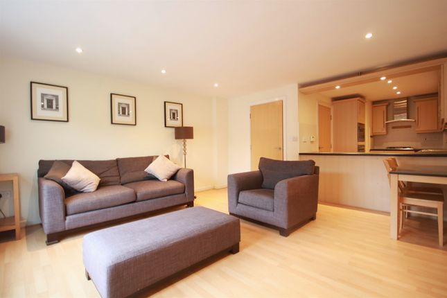 17, Chorlegh Grange, Chapel Road, Alderley Edge photo 2