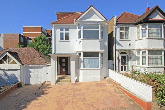 Thumbnail Detached house for sale in Holly Park, Finchley, London