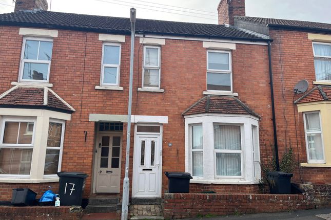 Thumbnail Flat to rent in Cromwell Road, Yeovil