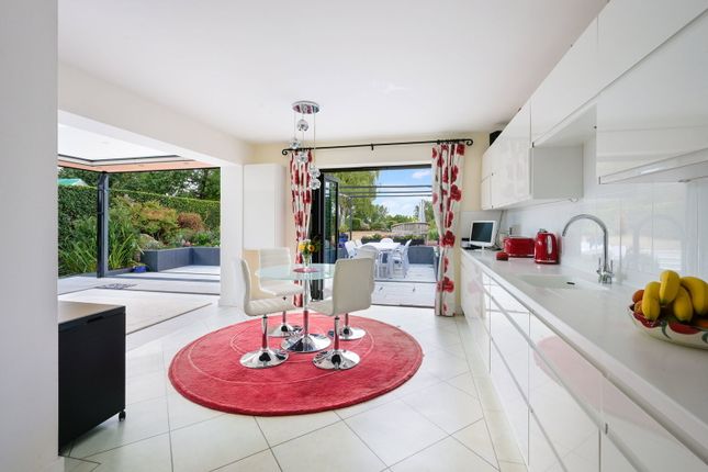 50, Park Lane, Reigate photo 2