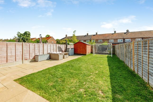 106, Malmstone Avenue, Redhill photo 3