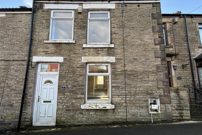 3-bed house on 2, Grove Road, Bishop Auckland, £40,000