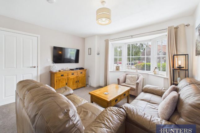 92, Sunrise Drive, Filey photo 3