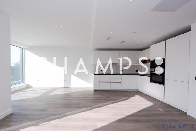 Flat for sale in Sovereign Court, Hammersmith