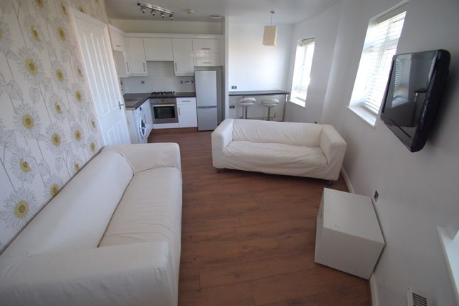 Flat 11 Breton Court, 2, Paladine Way, Coventry photo 3