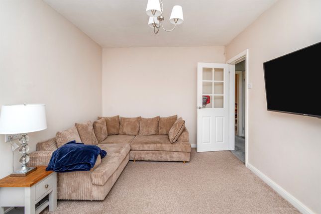 205, Aldersley Road, Wolverhampton photo 4