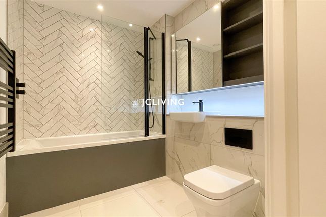 CN69, Flat 206, Quill House, 1 Plowden Road, London photo 5