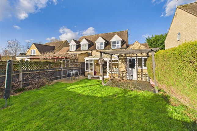 3-bed house on 5, Fishers Close, Witney, £375,000