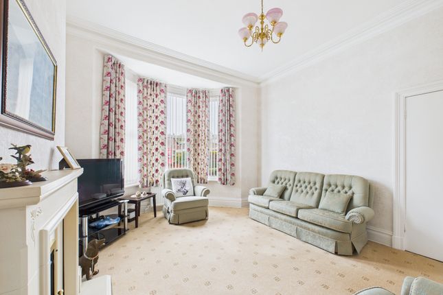 6, Queens Road, St Helens photo 4