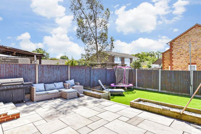 2, Bramley Way, Sheerness photo 2