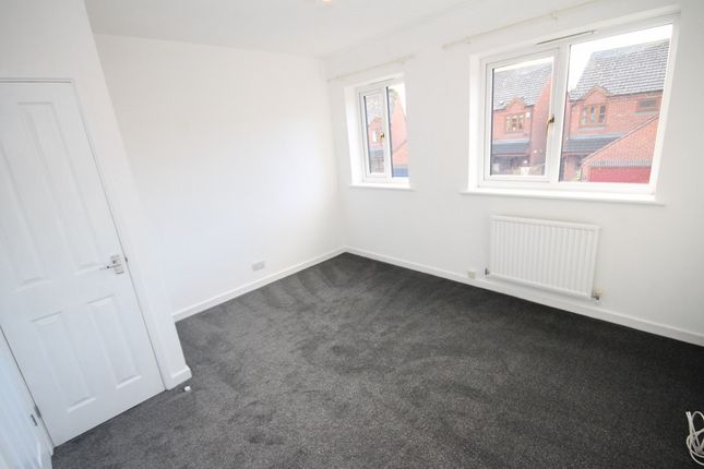 11 Edward Close, Worcester photo 5