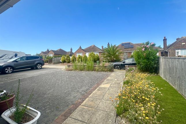 3, Laburnum Gardens, Bexhill-On-Sea photo 2