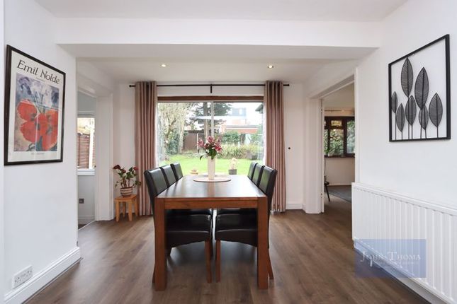 Detached house for sale in Fontayne Avenue, Chigwell