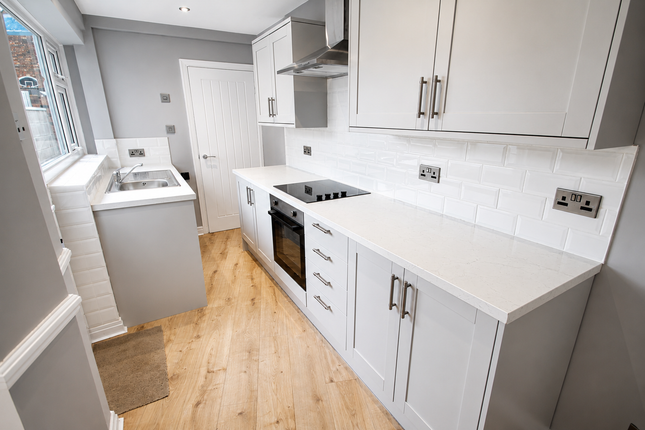 9, Pickmere Street, Warrington photo 2
