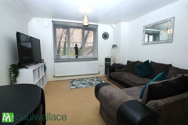 28, Watery Lane, Broxbourne photo 3