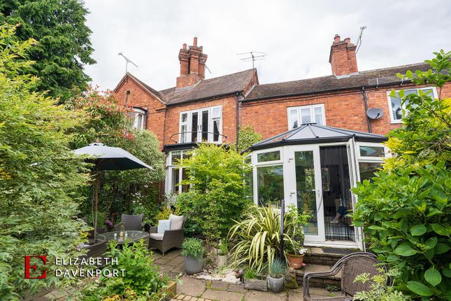 Thumbnail Cottage for sale in Fieldgate Lane, Kenilworth