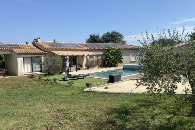Thumbnail Villa for sale in Meynes, Uzes Area, Provence - Var