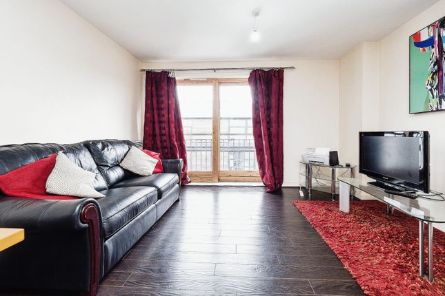 Apartment 157, Burford Wharf Apartm, 3, Cam Road, London photo 4
