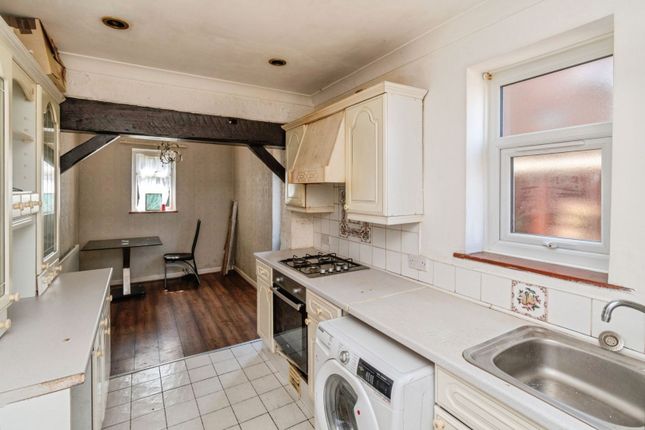 124, Churchill Road, Walsall photo 4
