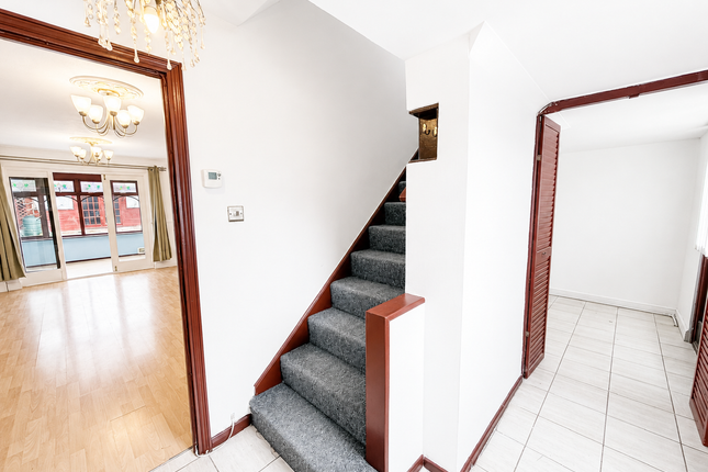 60, Codenham Green, Basildon photo 4