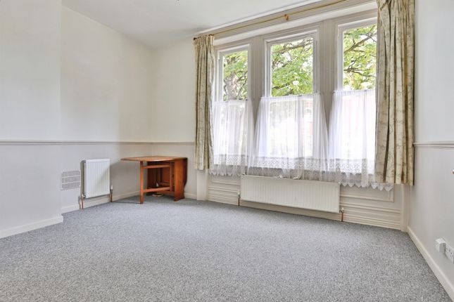 Flat 4, Glenwood, 4, Percy Road, Bournemouth photo 3