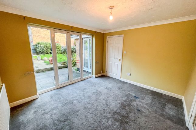 35, Balmoral Road, Leicestershire photo 3