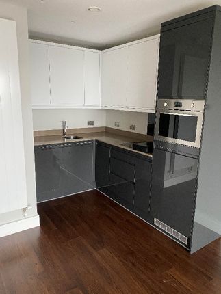 Flat for sale in Merrick Road, Southall