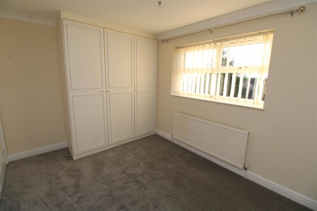 8, Highthorn Way, Sheffield photo 4
