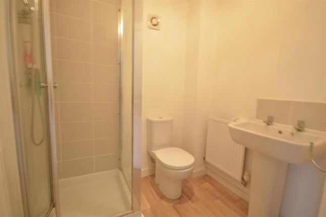 29, Fellows Close, Corby photo 2