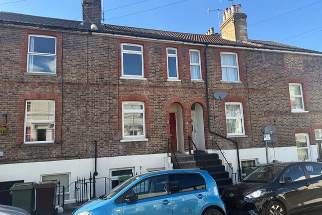 2-bed terraced on 17 Norman Road, Tunbridge Wells, £216,000