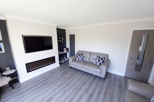 19, Thistle Close, Spennymoor photo 4