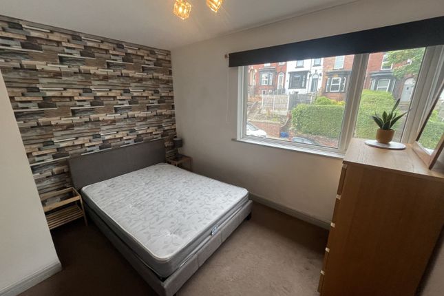 331A,, Burley Road, Leeds photo 5