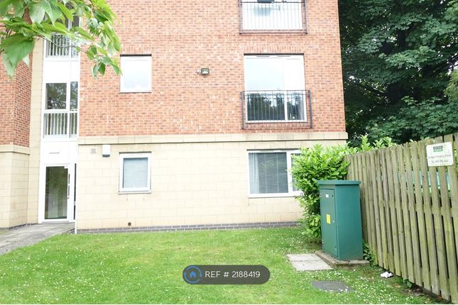 Flat to rent in The Lodge, Sutton-In-Ashfield