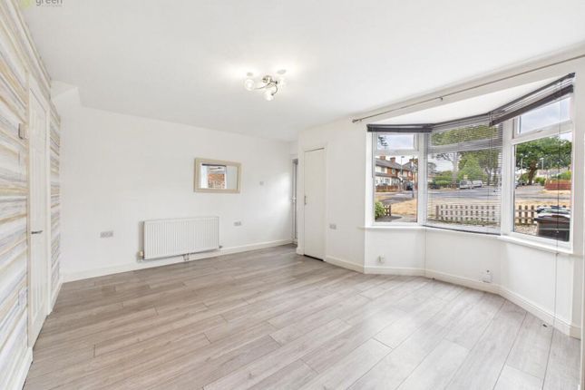 89 Round Road, Birmingham photo 3
